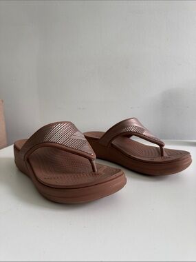 CROCS Brown Platform Thong Sandals